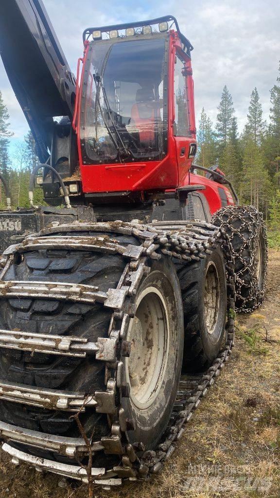 Komatsu 951 원목 하베스터