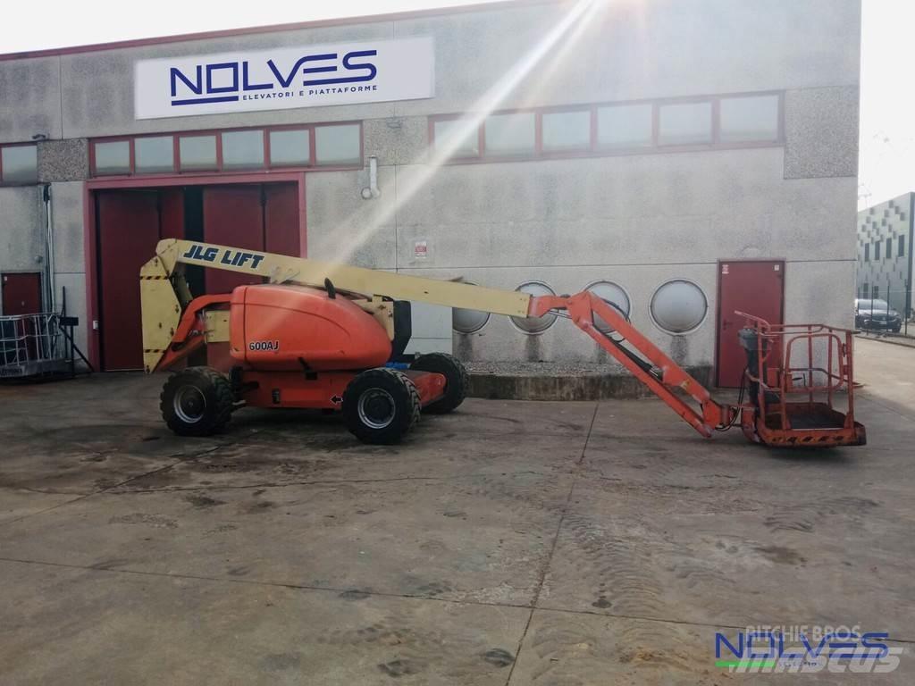 JLG 600AJ 관절형 전동이동 리프트