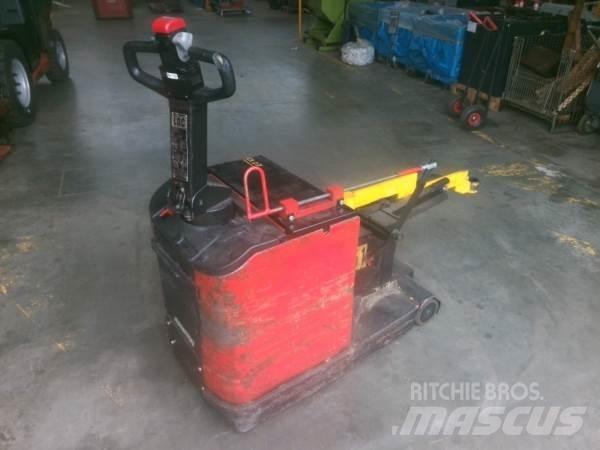 Manitou TA30 보행식 리치 지게차