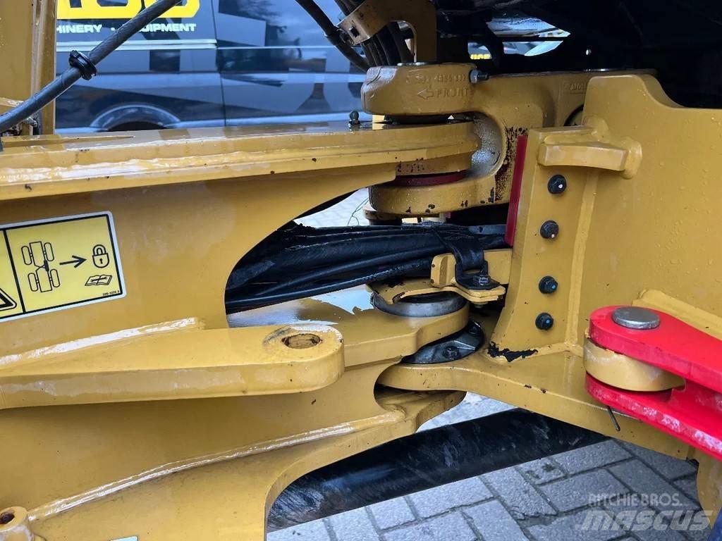 CAT 908M  휠로우더