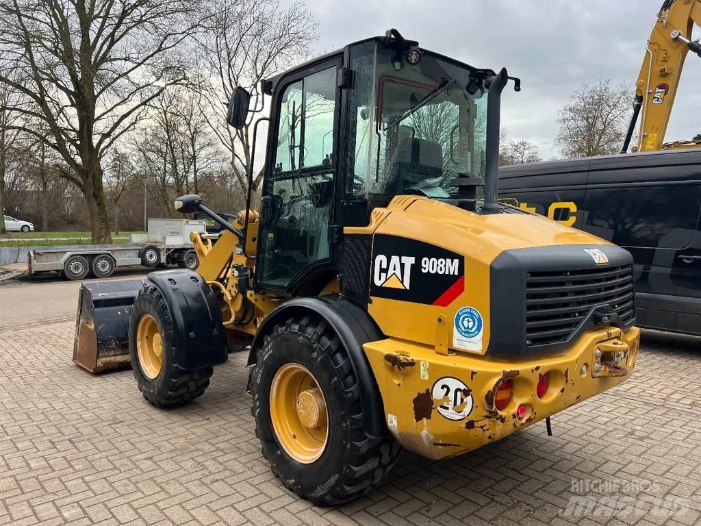 CAT 908M  휠로우더