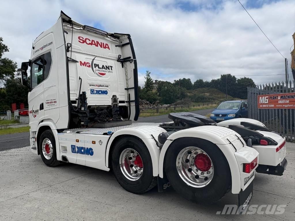 Scania S660 트랙터 유닛