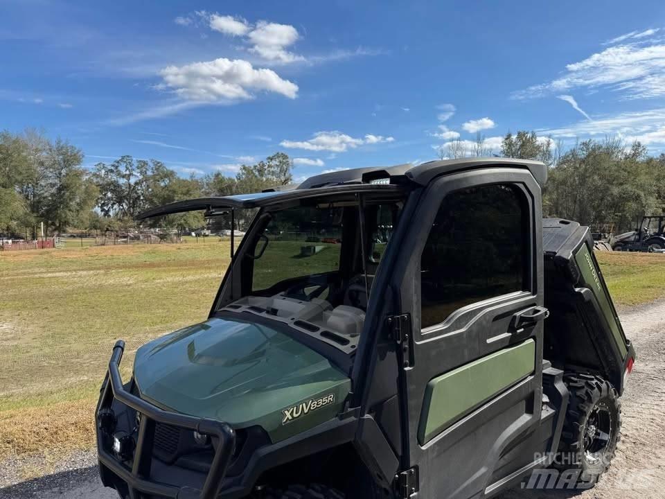 John Deere XUV835R 다목적 장비