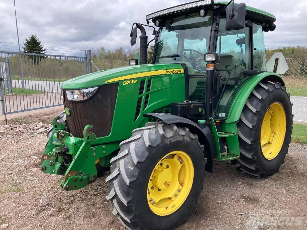 John Deere 5085 M 트랙터