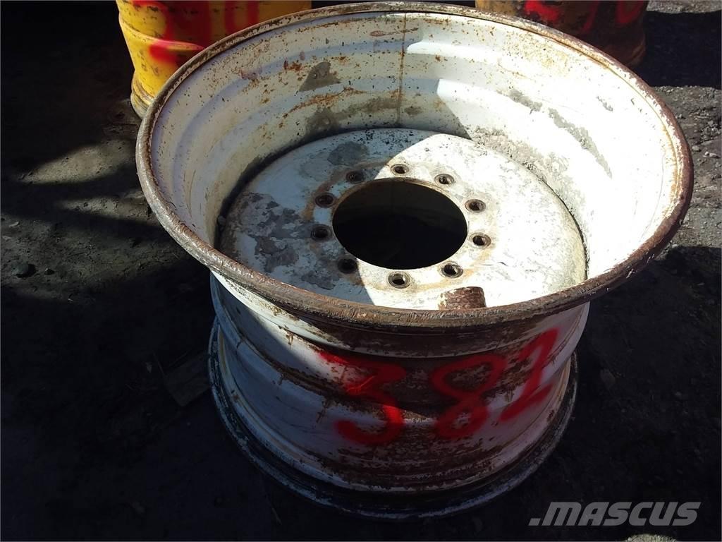 Skogsjan 695 24x34 타이어, 휠 및 림