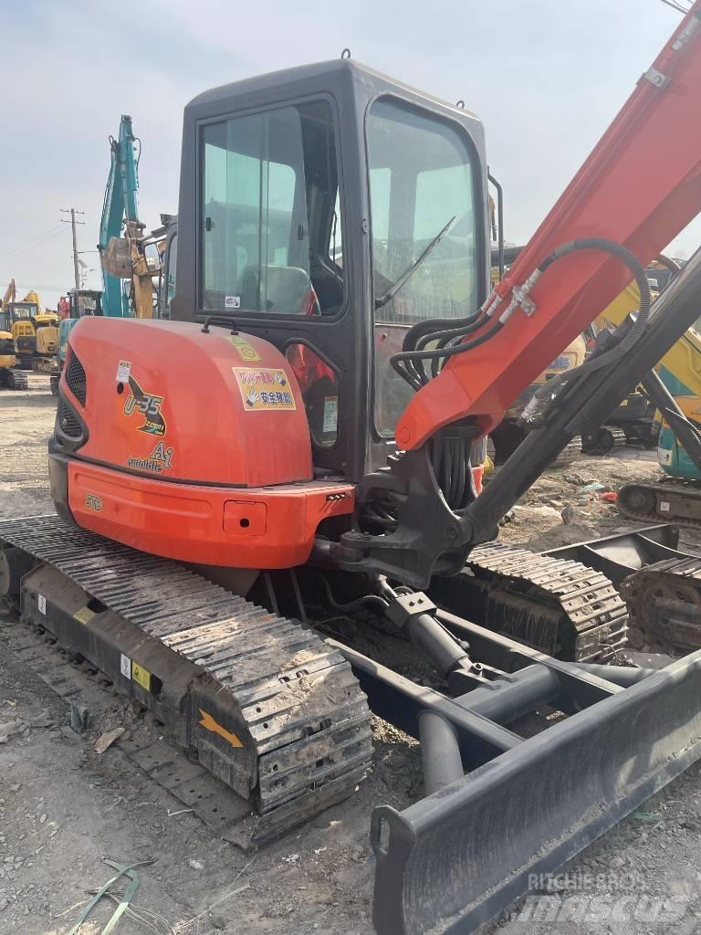Kubota U35 소형 굴삭기 7톤 미만