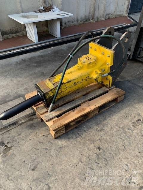 Atlas Copco SB 702 브레이커