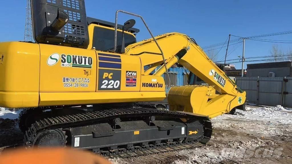 Komatsu PC 220-8 대형 굴삭기 29톤 이상
