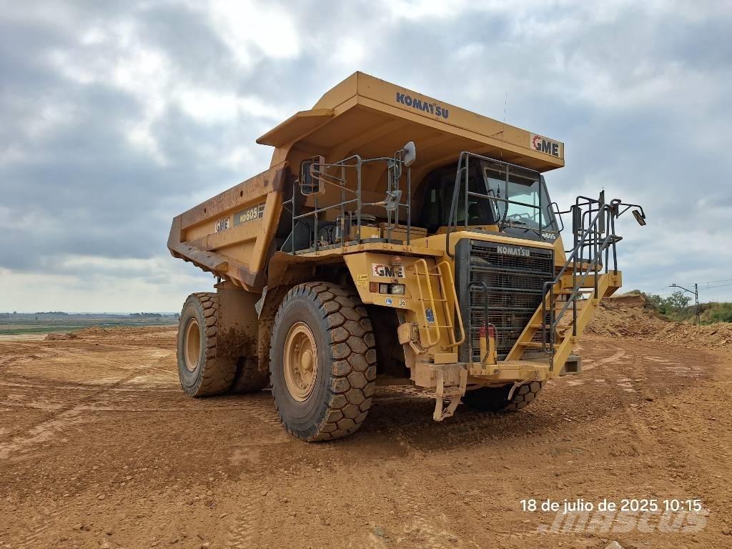 Komatsu HD605-7EO 초대형 덤프 트럭
