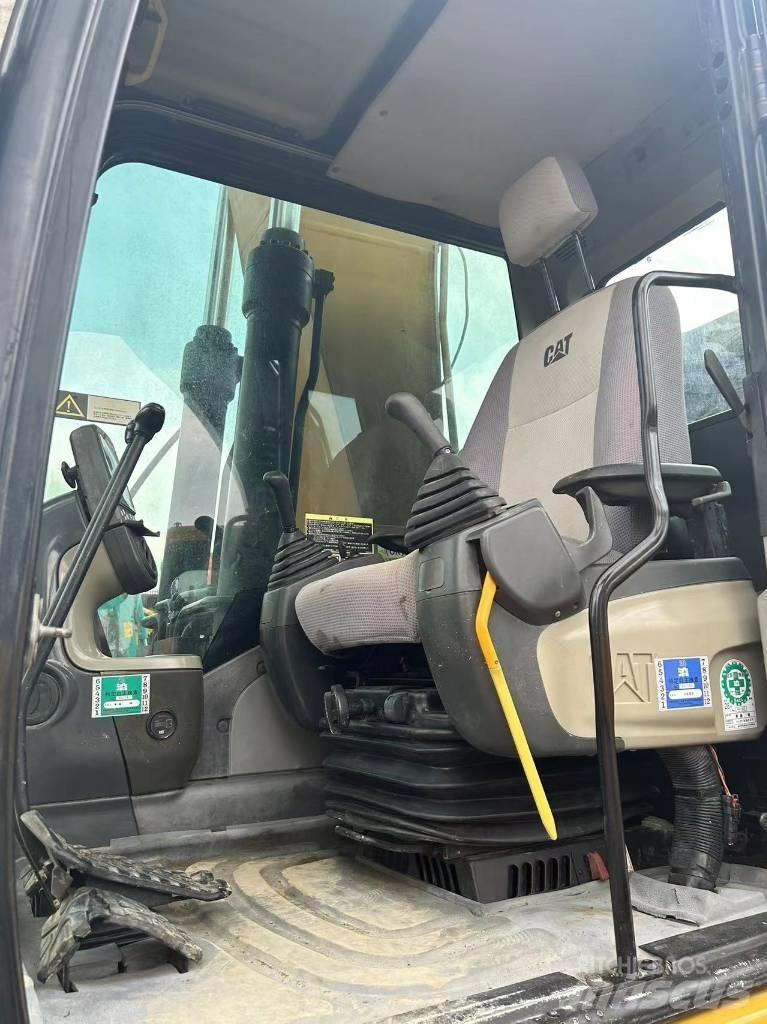 CAT CAT323D 대형 굴삭기 29톤 이상