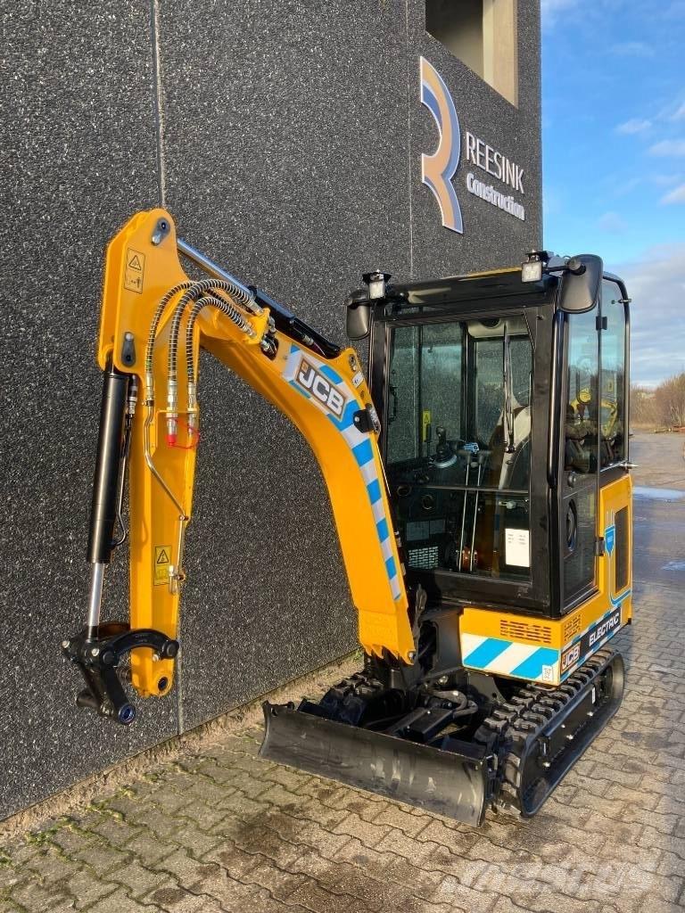 JCB 19 C-1 Electric 소형 굴삭기 7톤 미만