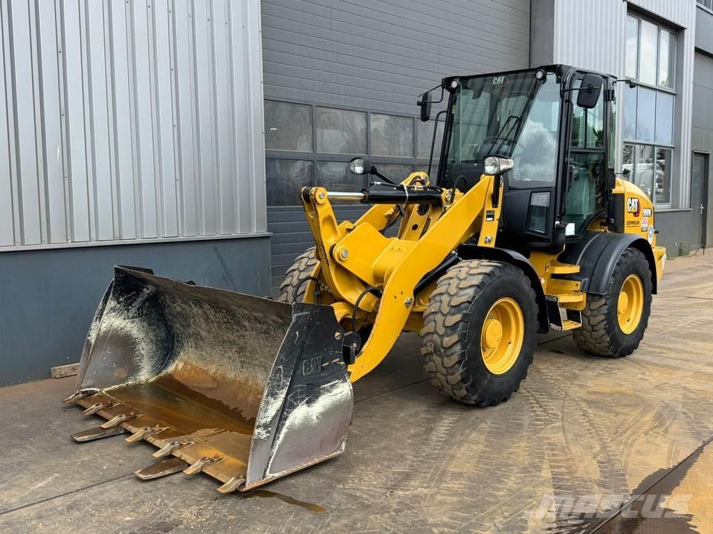 CAT 908M  휠로우더