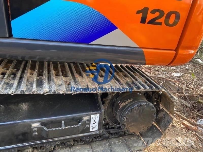 Hitachi ZX 120 대형 굴삭기 29톤 이상