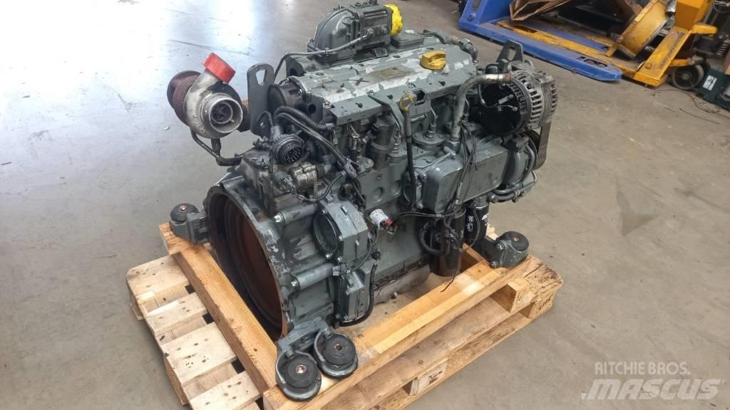 Deutz BF4M2012C 엔진