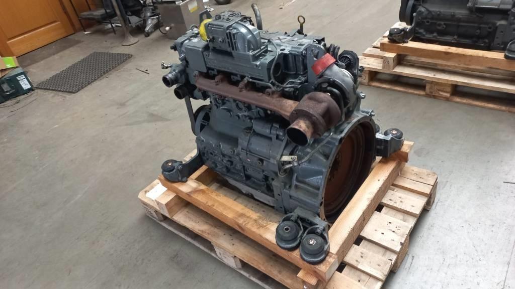 Deutz BF4M2012C 엔진