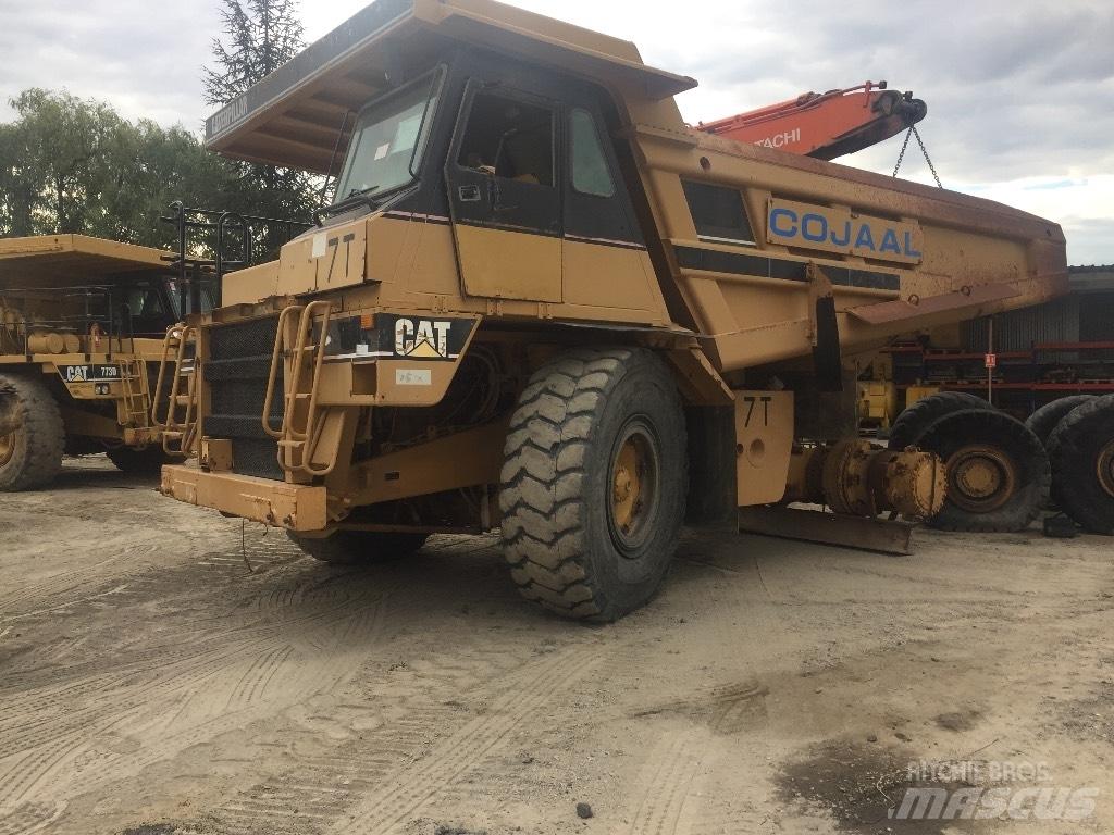 CAT 773E 초대형 덤프 트럭
