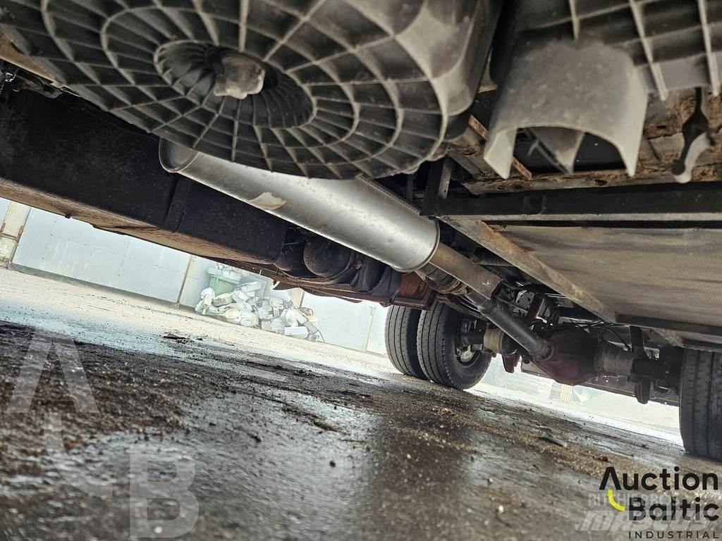 Iveco 75E14 회수 차량