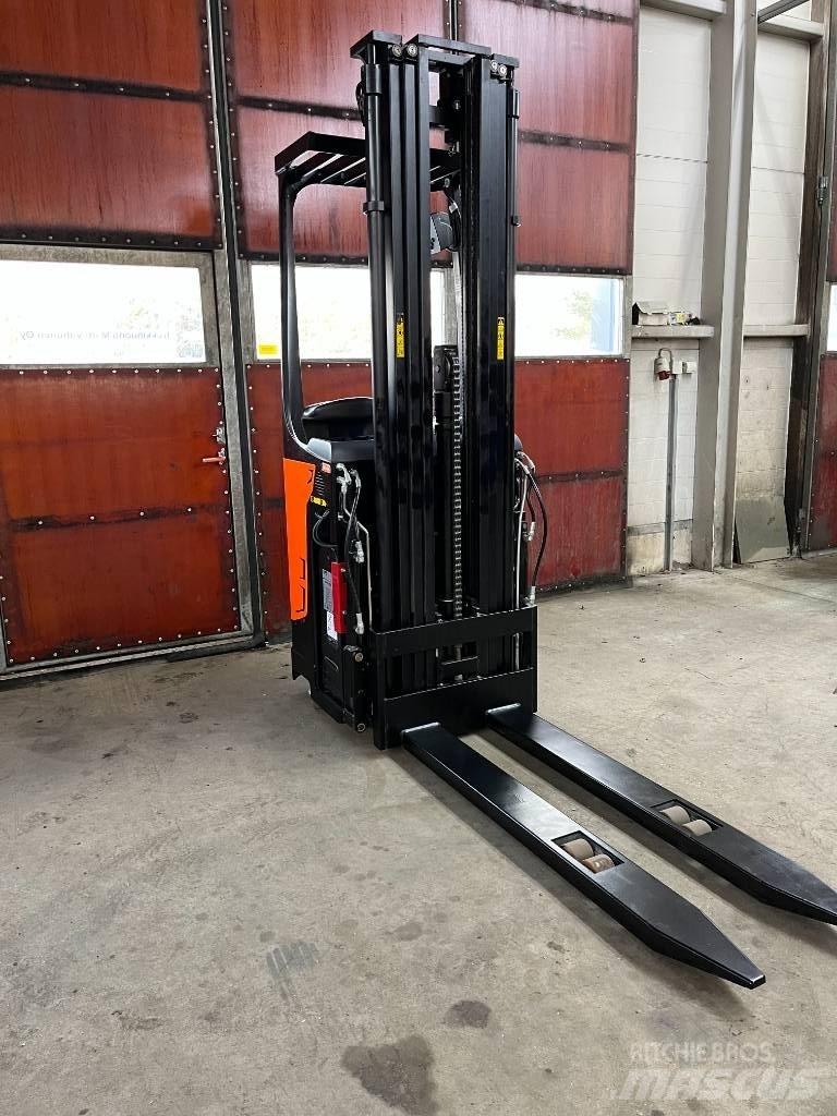 Rocla SST12AC 보행식 리치 지게차