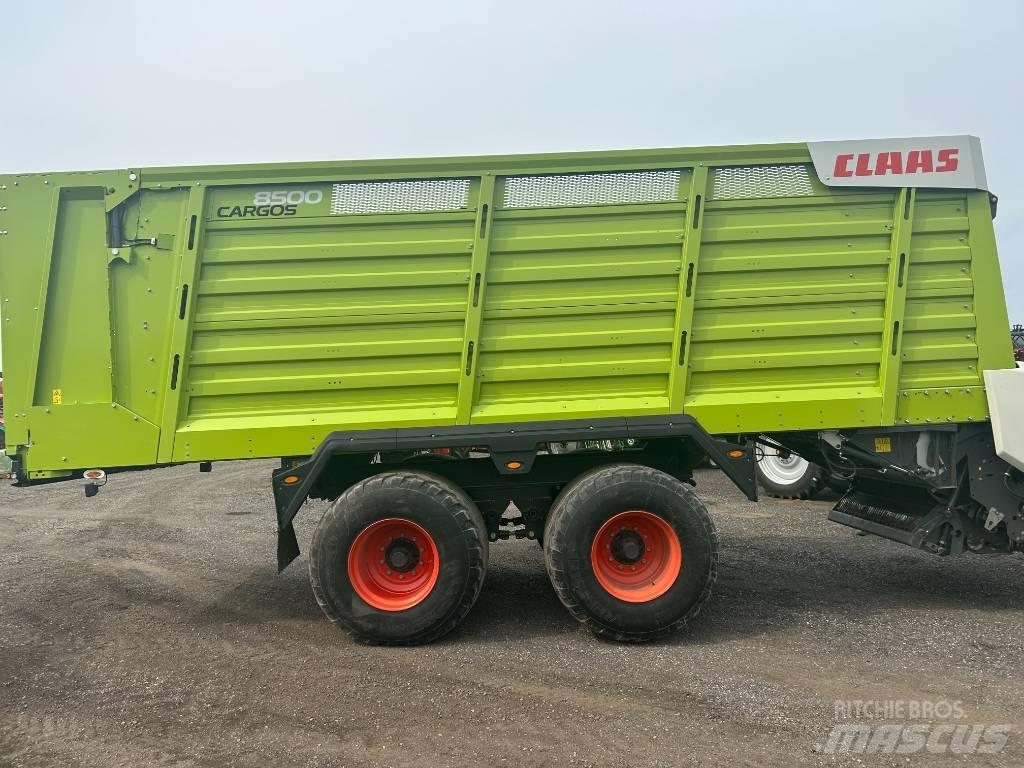 CLAAS Cargos 8500 자동 적재 트레일러