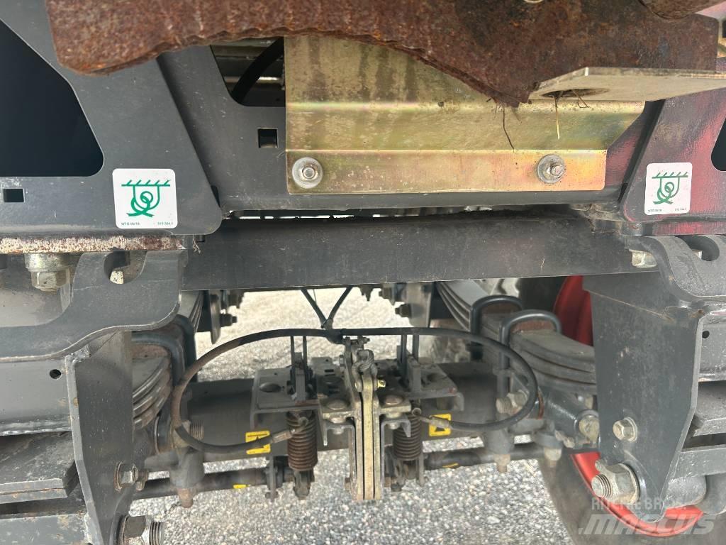 CLAAS Cargos 8500 자동 적재 트레일러