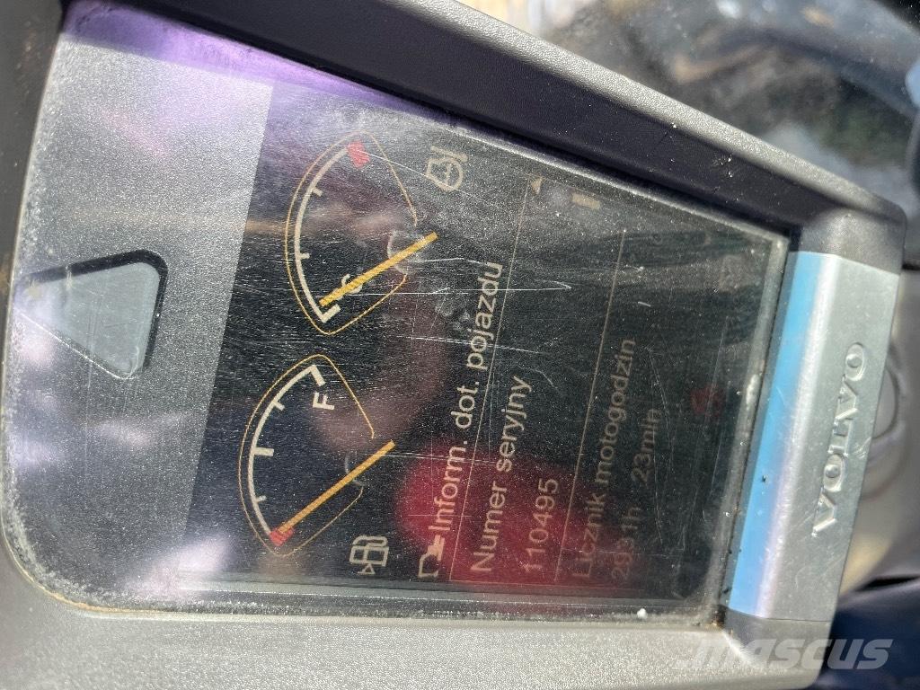 Volvo EC 240 C L 대형 굴삭기 29톤 이상