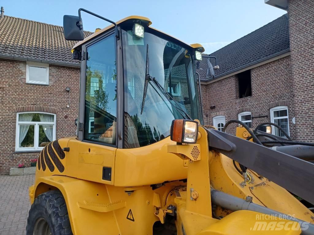 Volvo L 30 B  휠로우더