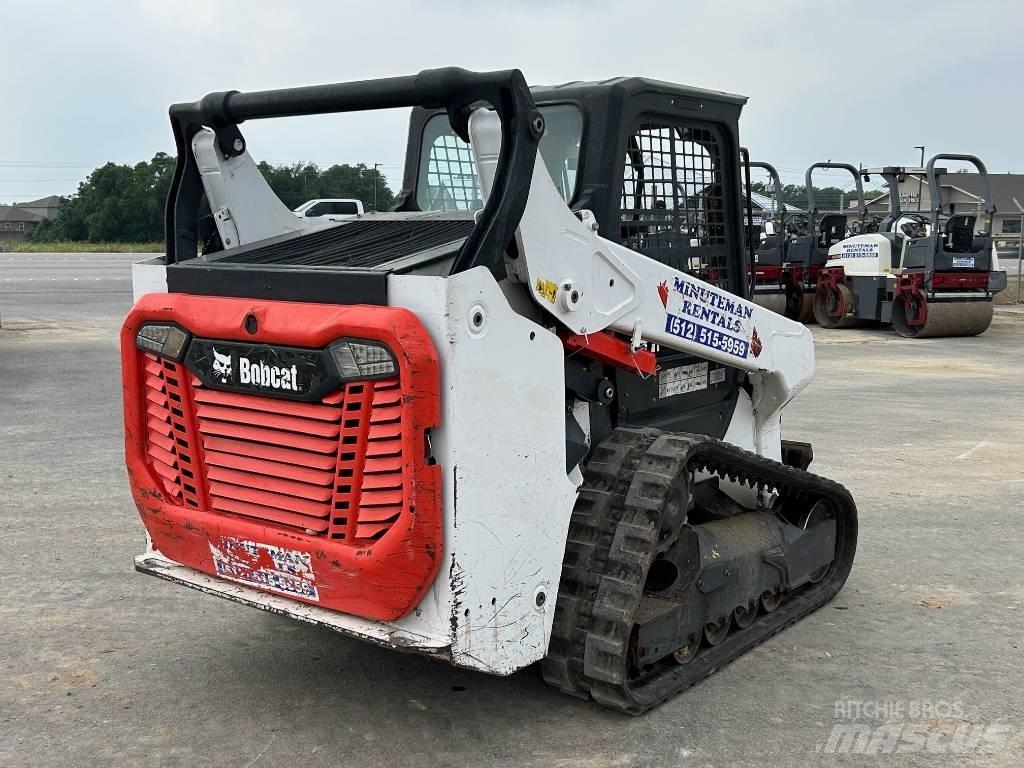 Bobcat T64  스키드로더