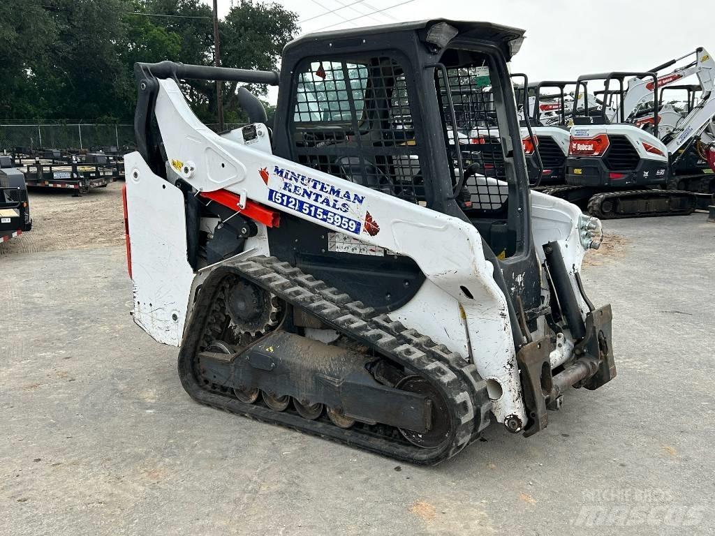 Bobcat T64  스키드로더