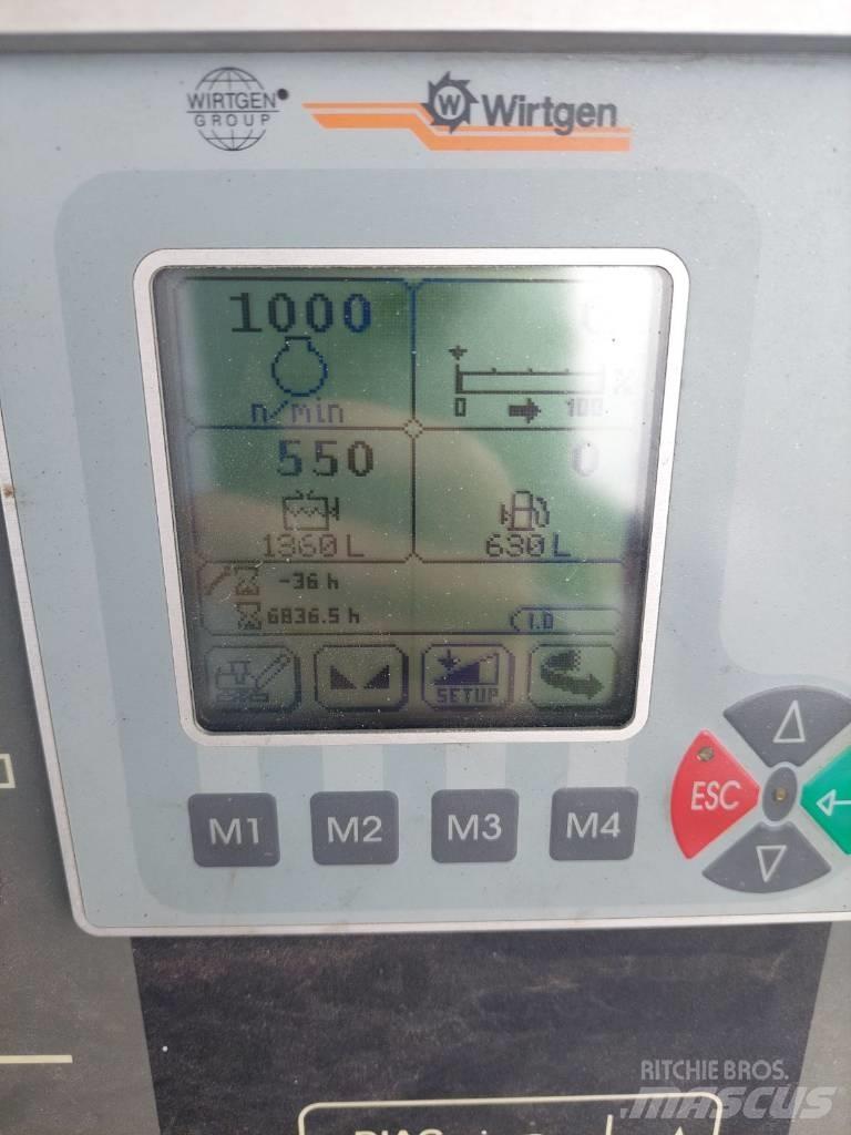 Wirtgen W 100 F 아스팔트 콜드 밀링 기계