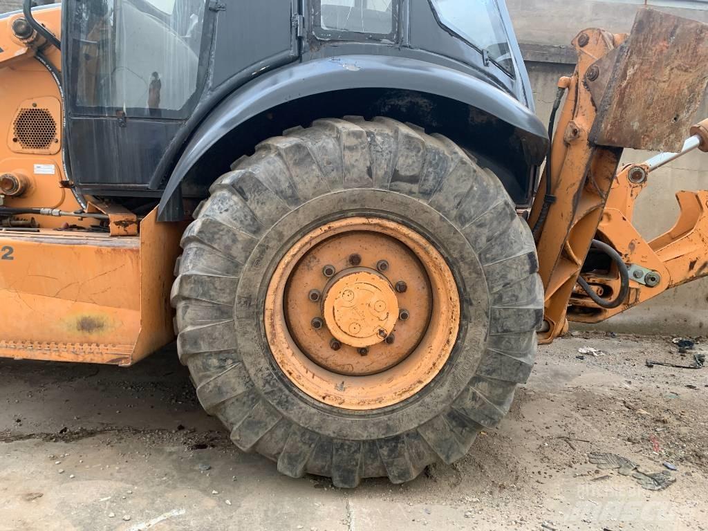 CASE 580 M  휠로우더