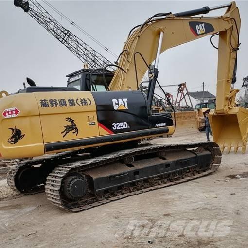 CAT 325 D L 대형 굴삭기 29톤 이상