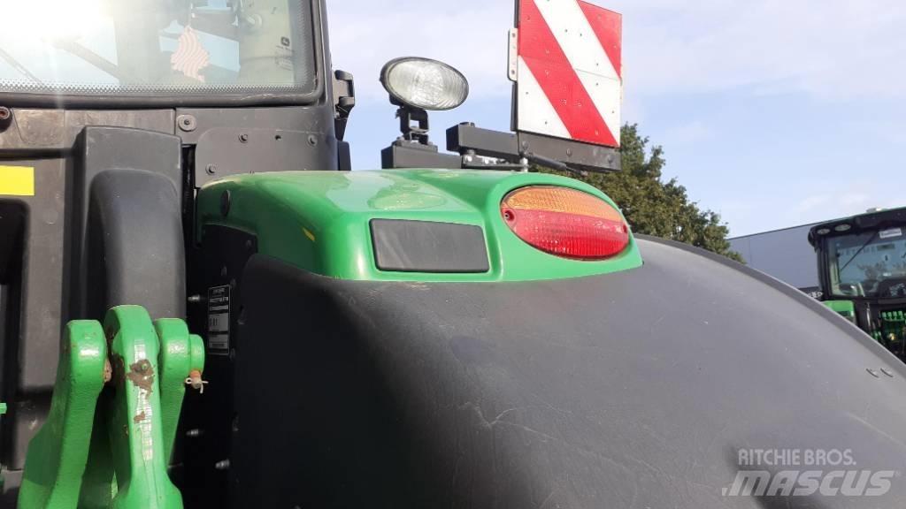 John Deere 6250 R 트랙터