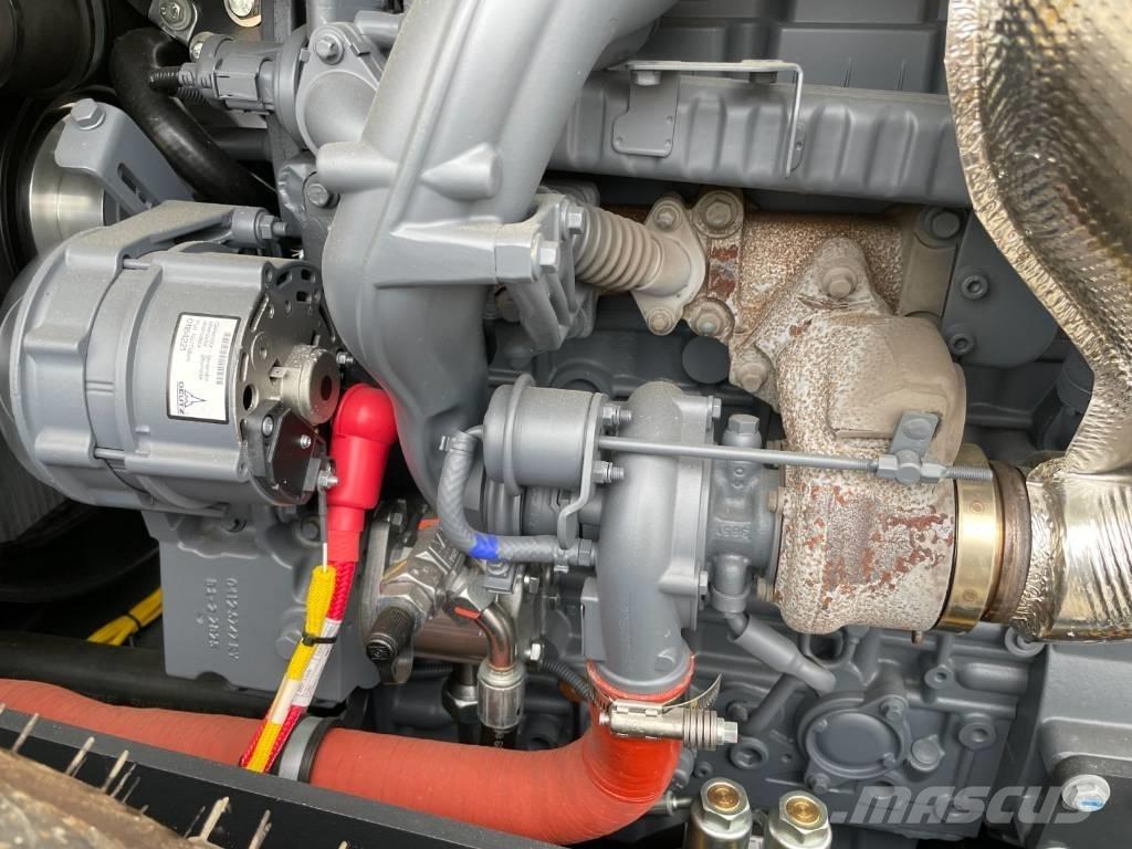 Bomag BW 213 D-5 싱글 드럼 롤러