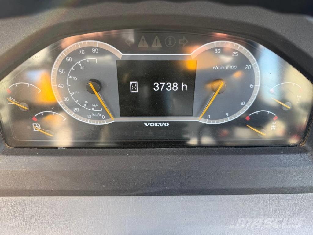 Volvo A 30 G 연결식 홀러