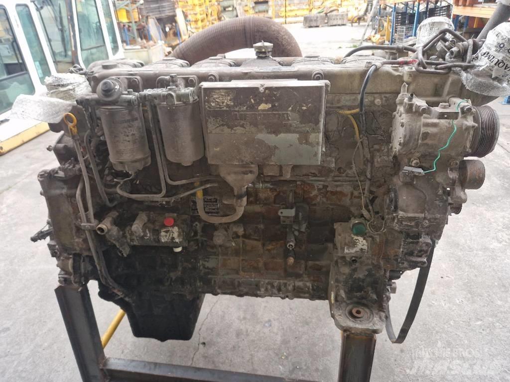 Liebherr D936L A6 엔진