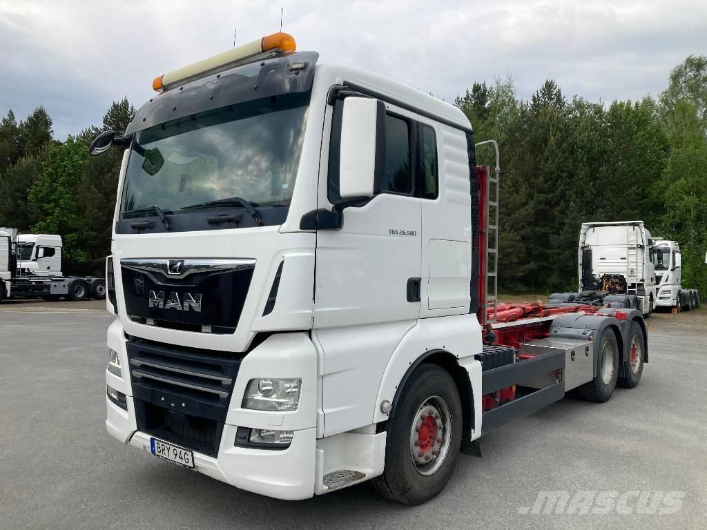 MAN TGX 26.500 6X2 훅 리프트 트럭