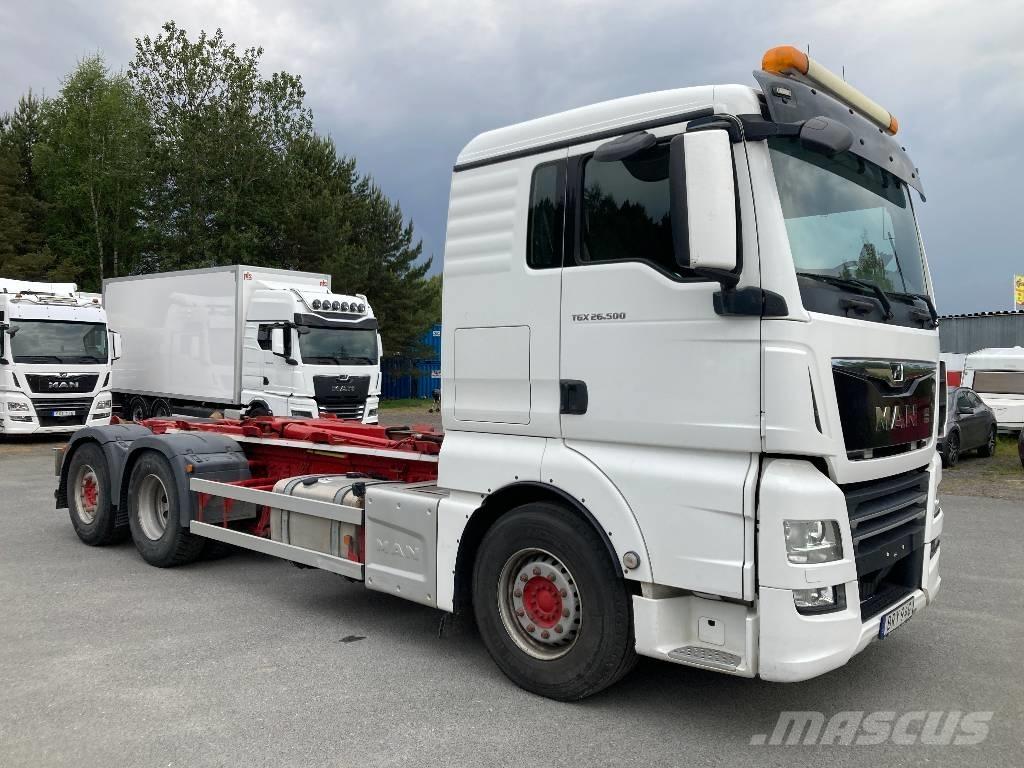 MAN TGX 26.500 6X2 훅 리프트 트럭