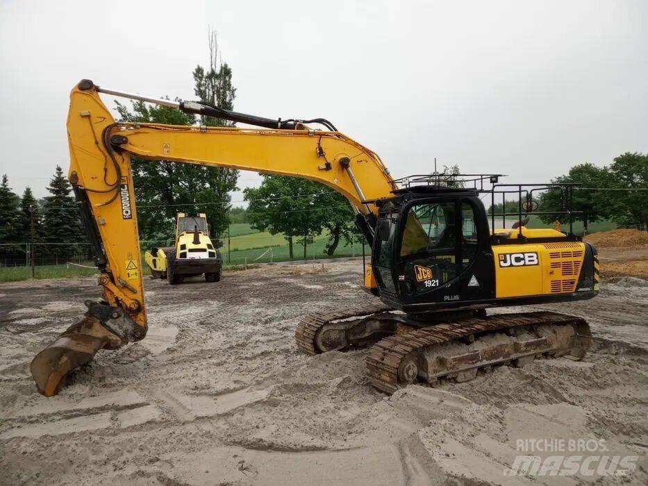 JCB JS220LC 대형 굴삭기 29톤 이상