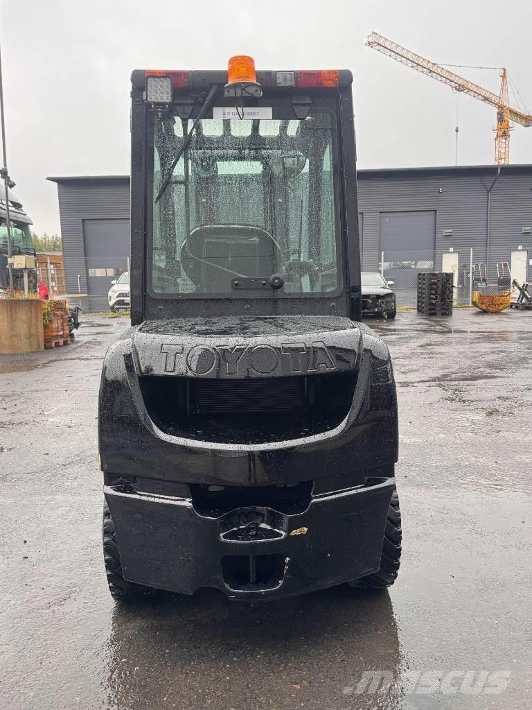 Toyota 02-8 FDF 30 디젤 지게차