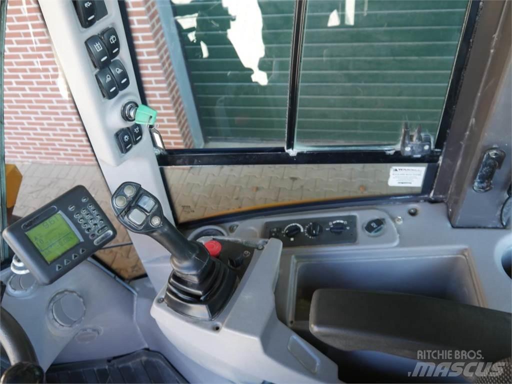 Volvo L45f  휠로우더
