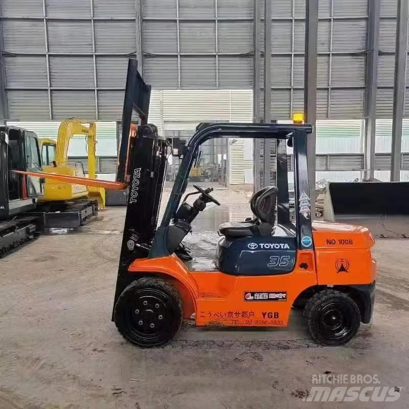 Toyota FD35 디젤 지게차