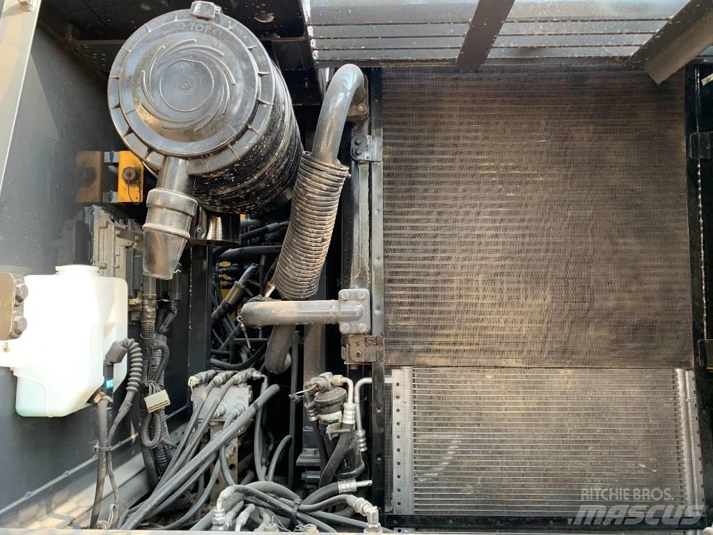 Volvo EC 140 대형 굴삭기 29톤 이상