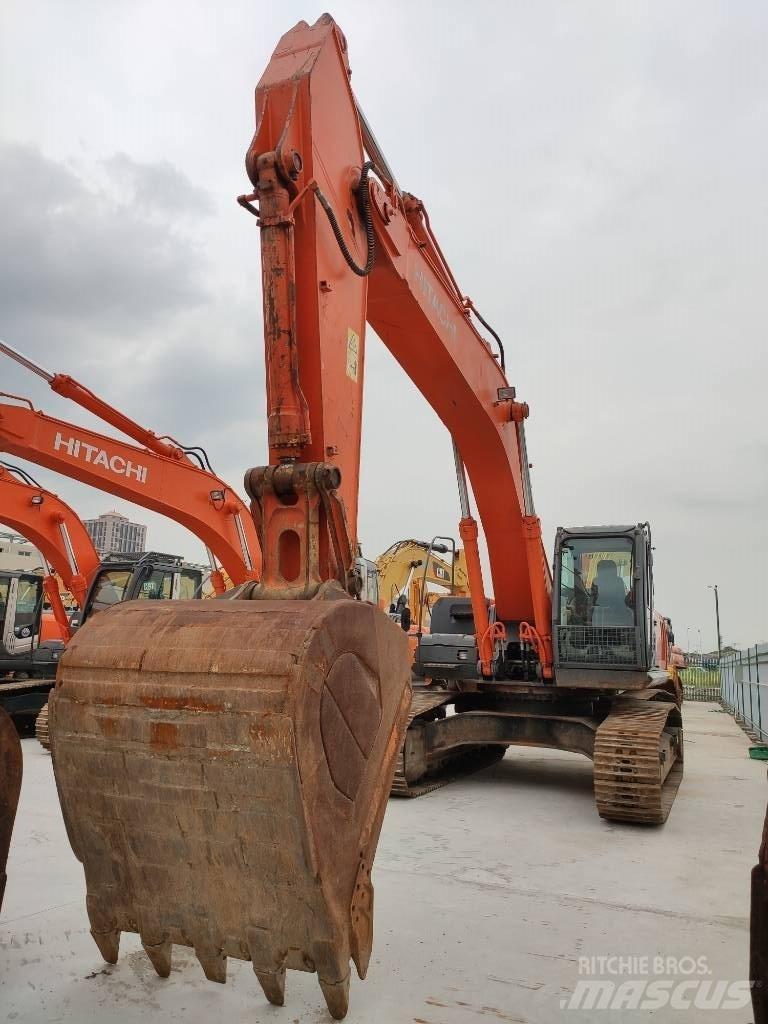 Hitachi ZX 360 대형 굴삭기 29톤 이상