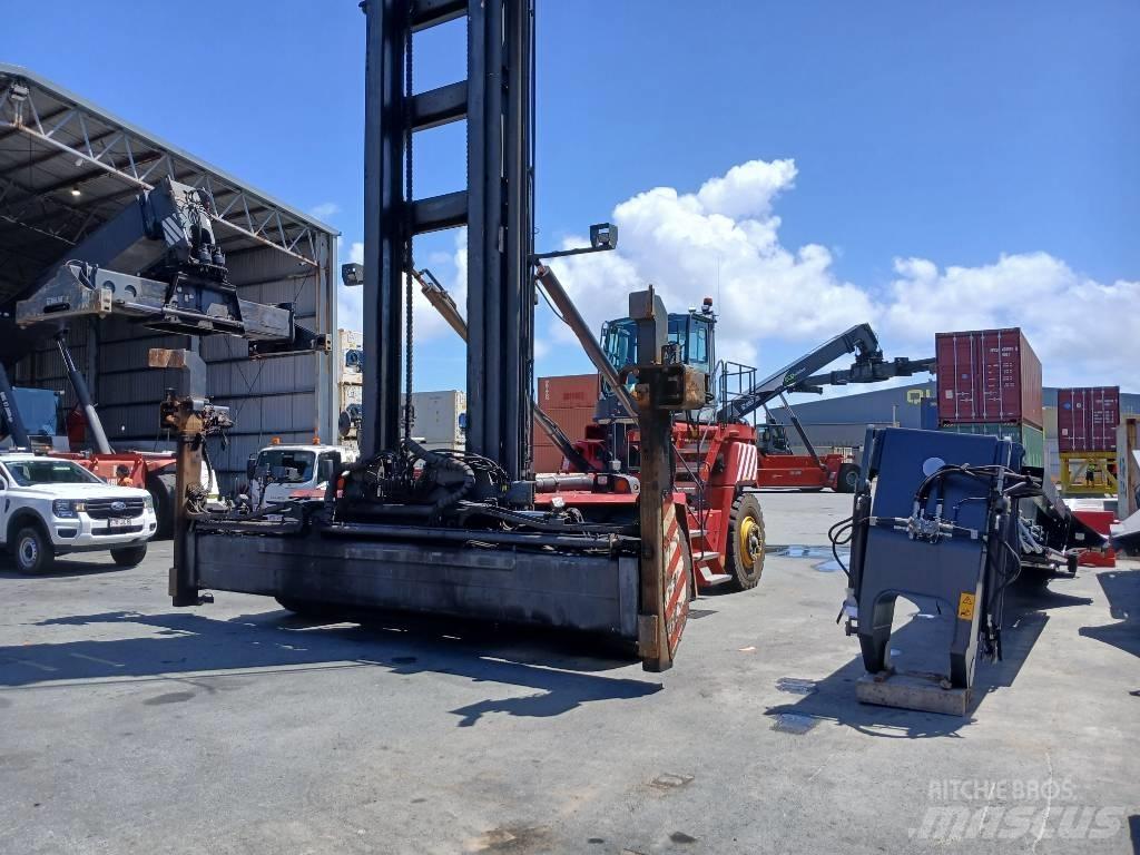 Kalmar DCG100-45ED7 컨테이너 핸들러