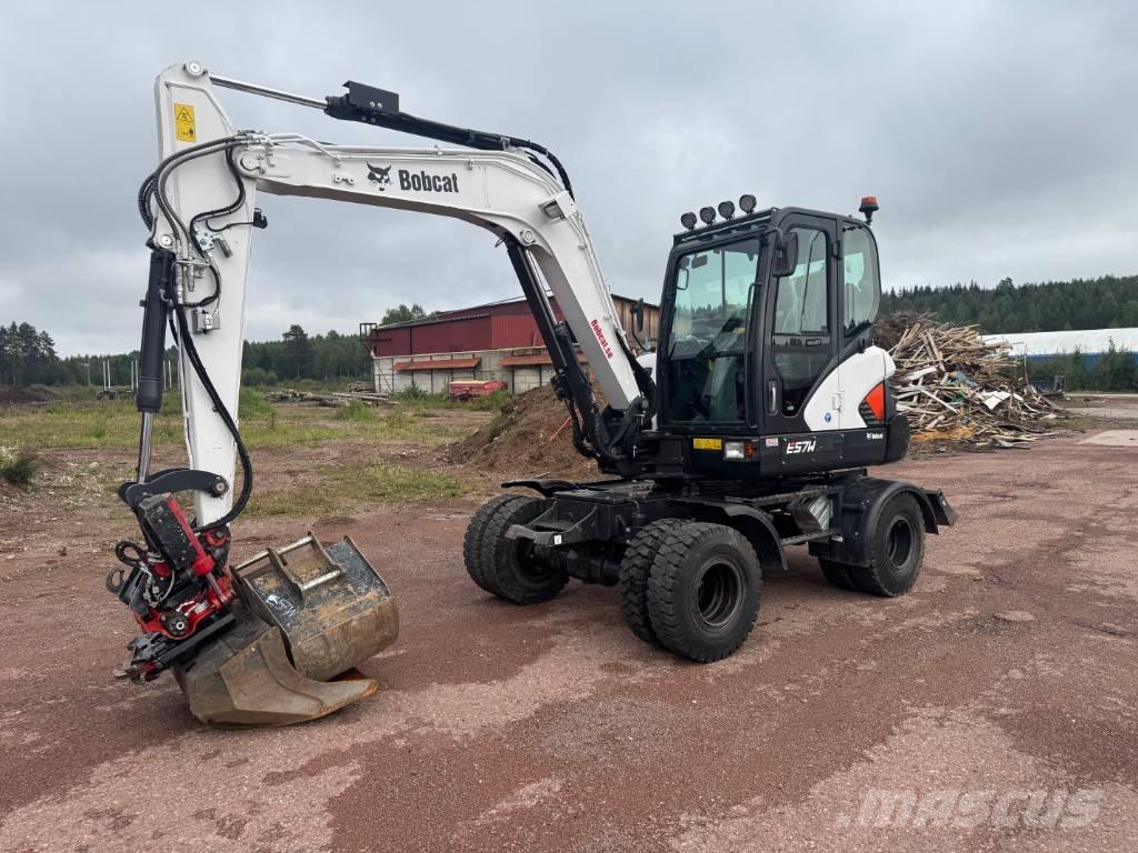 Bobcat E 57 W  휠 굴삭기