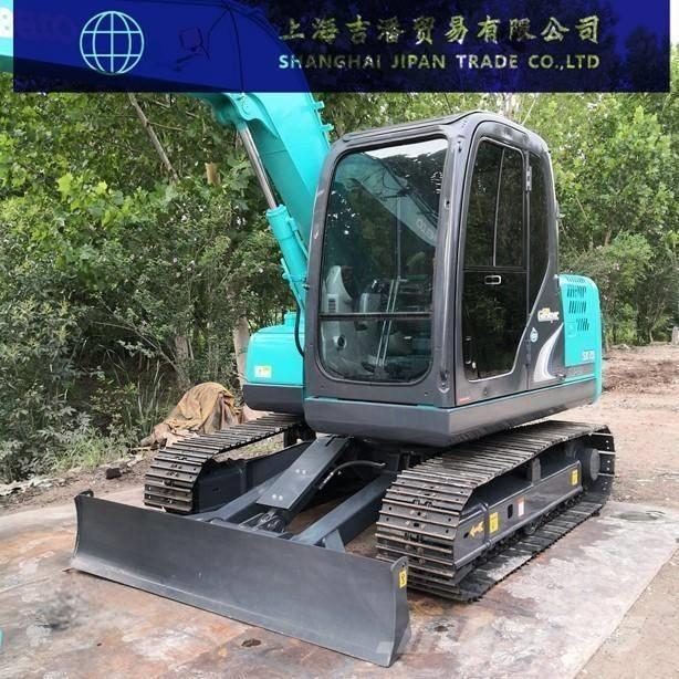 Kobelco SK 75 중형굴삭기 7톤-28톤