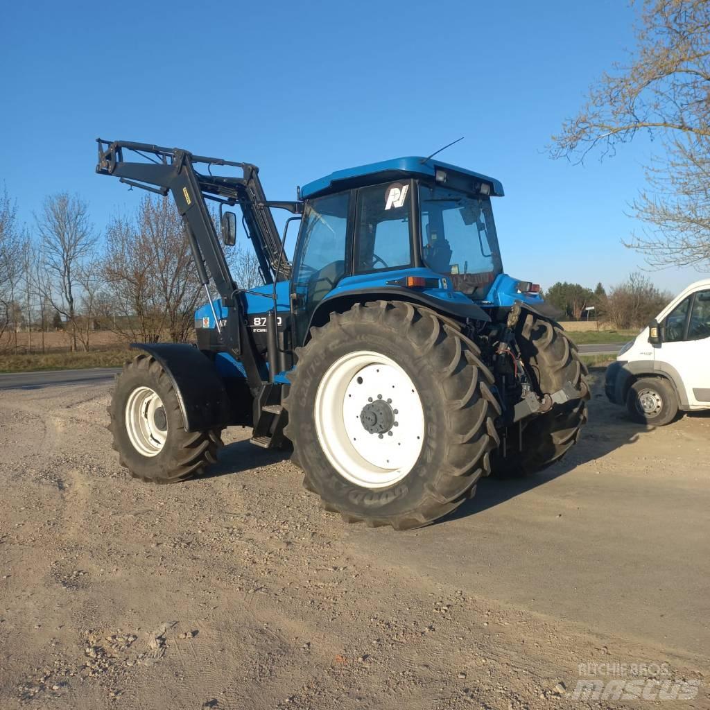New Holland 8770 트랙터