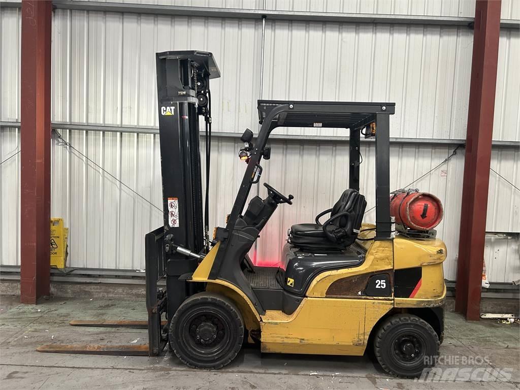 CAT GP25NT LPG 지게차