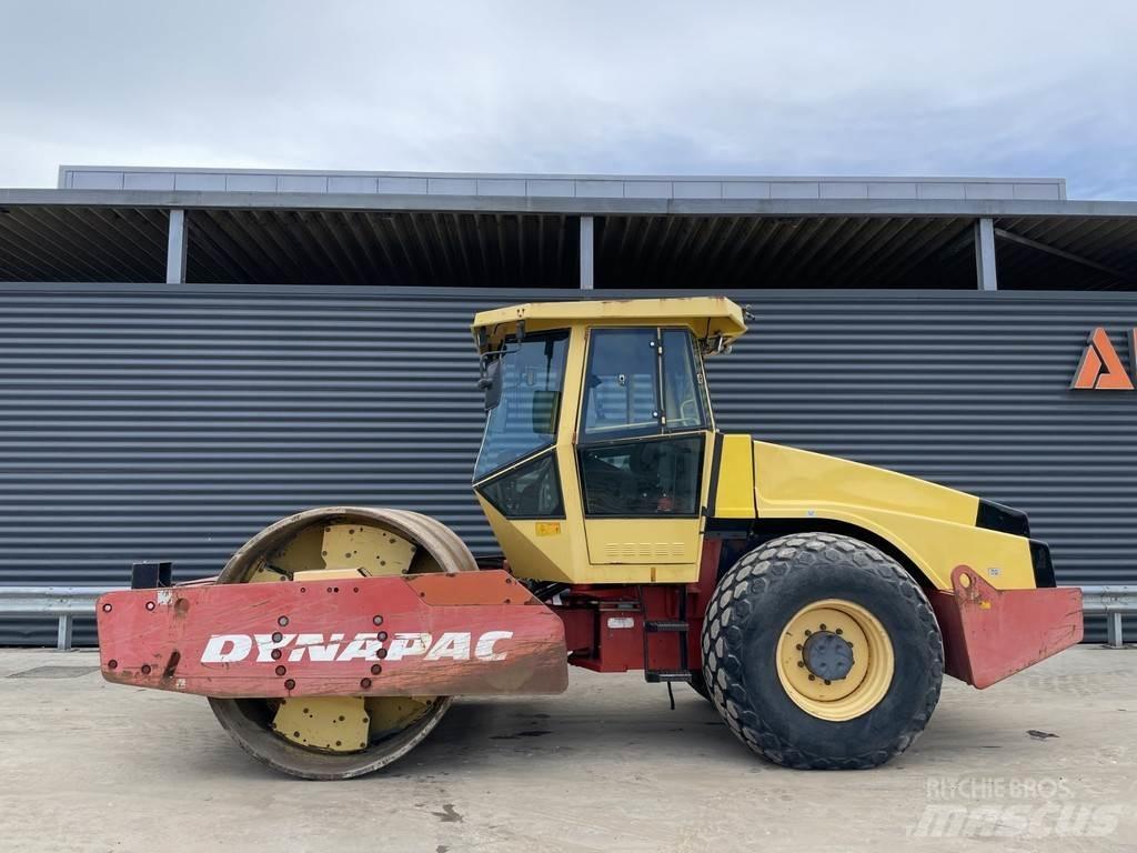 Dynapac CA512D 싱글 드럼 롤러
