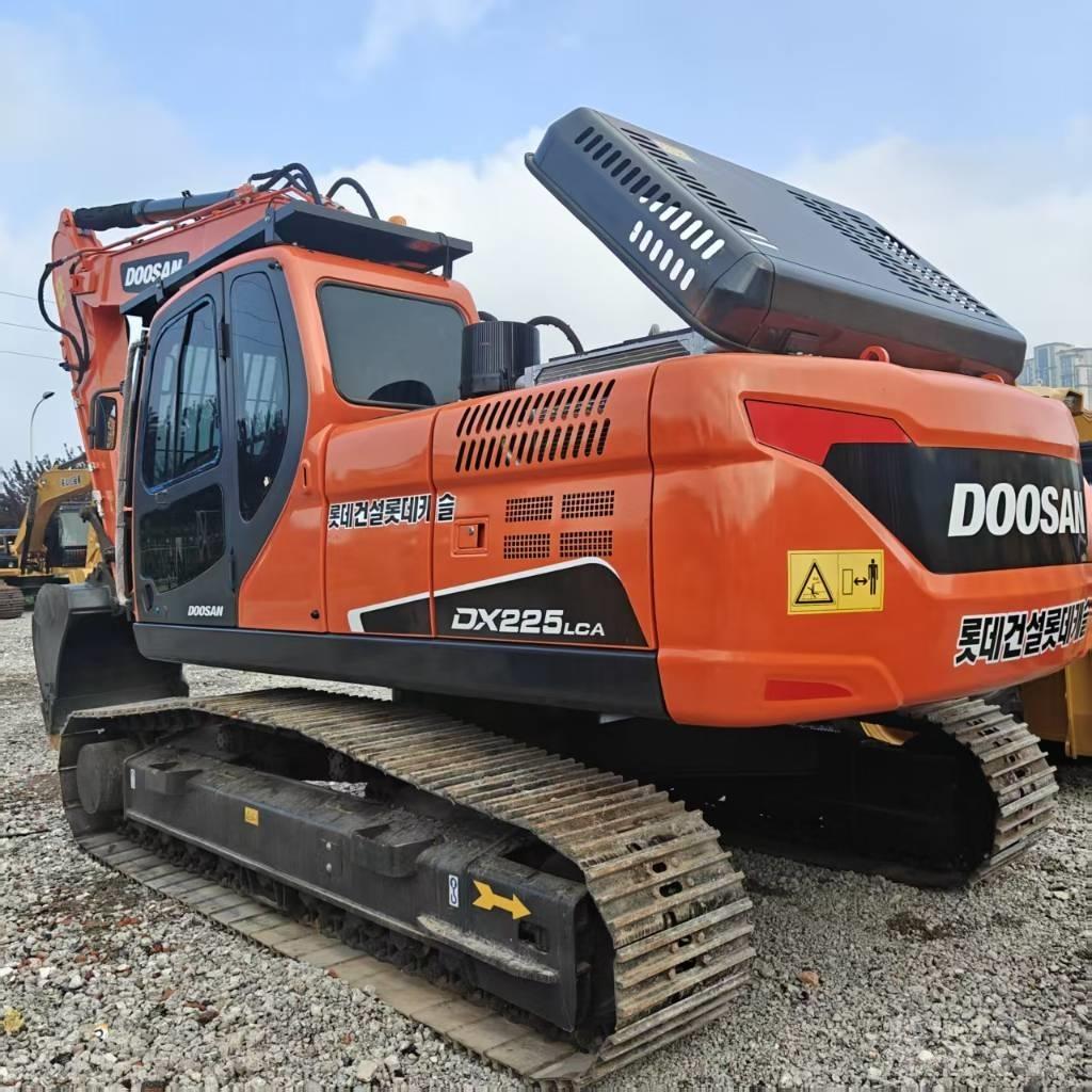 Doosan DX 225 LCA 대형 굴삭기 29톤 이상